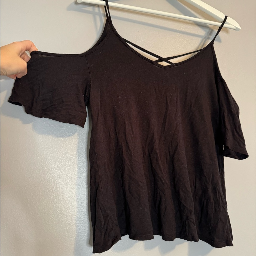 Black Spaghetti Strap criss cross top Size: M